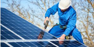 Installation Maintenance Panneaux Solaires Photovoltaïques à Eswars